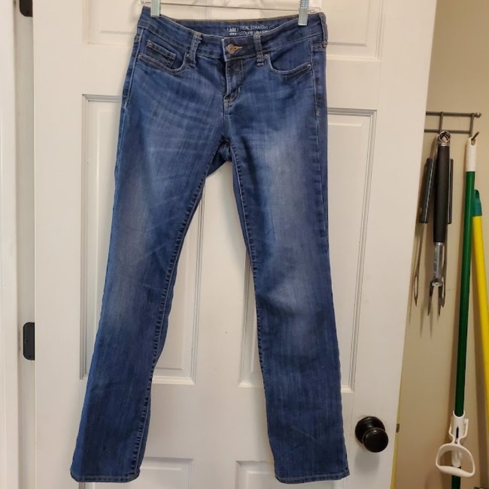 Gap Size 0/25 Real Straight Jeans